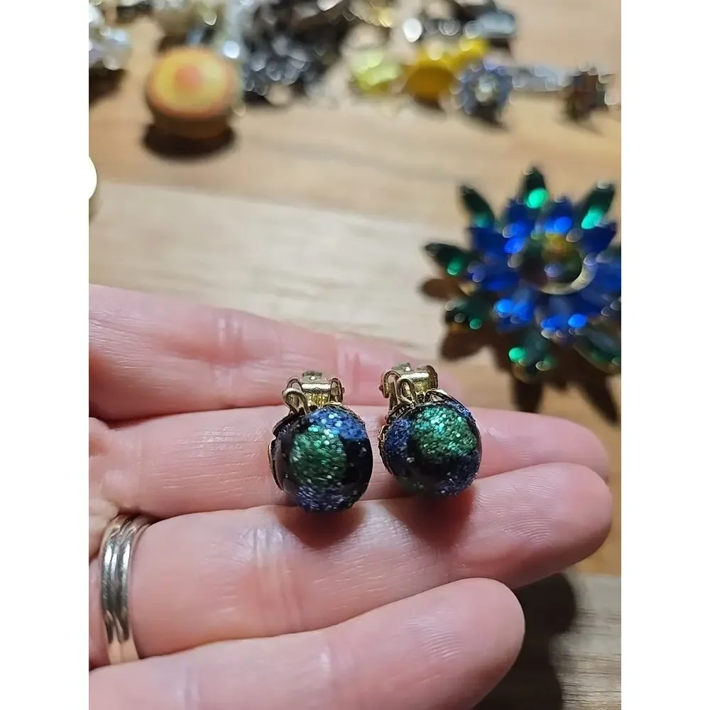 Vtg Green Blue Crystal Rhinestone Elegant Brooch & Clip-On‎ Earrings Set Jewelry